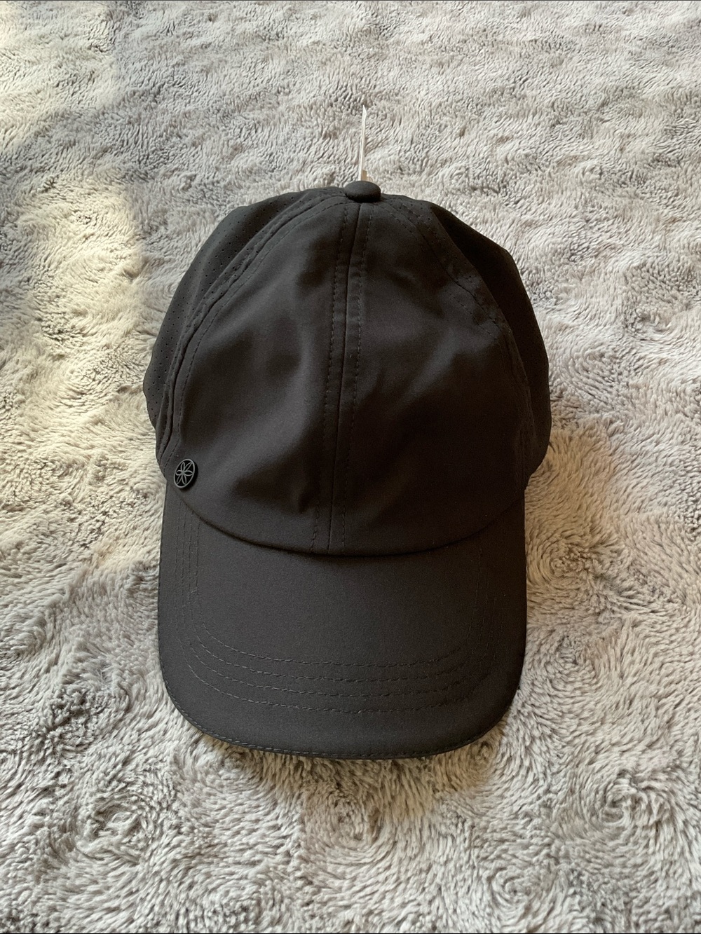 Gaiam Classic Fitness Hat / Ponytail Fitness Hat Black Baseball Cap NWT